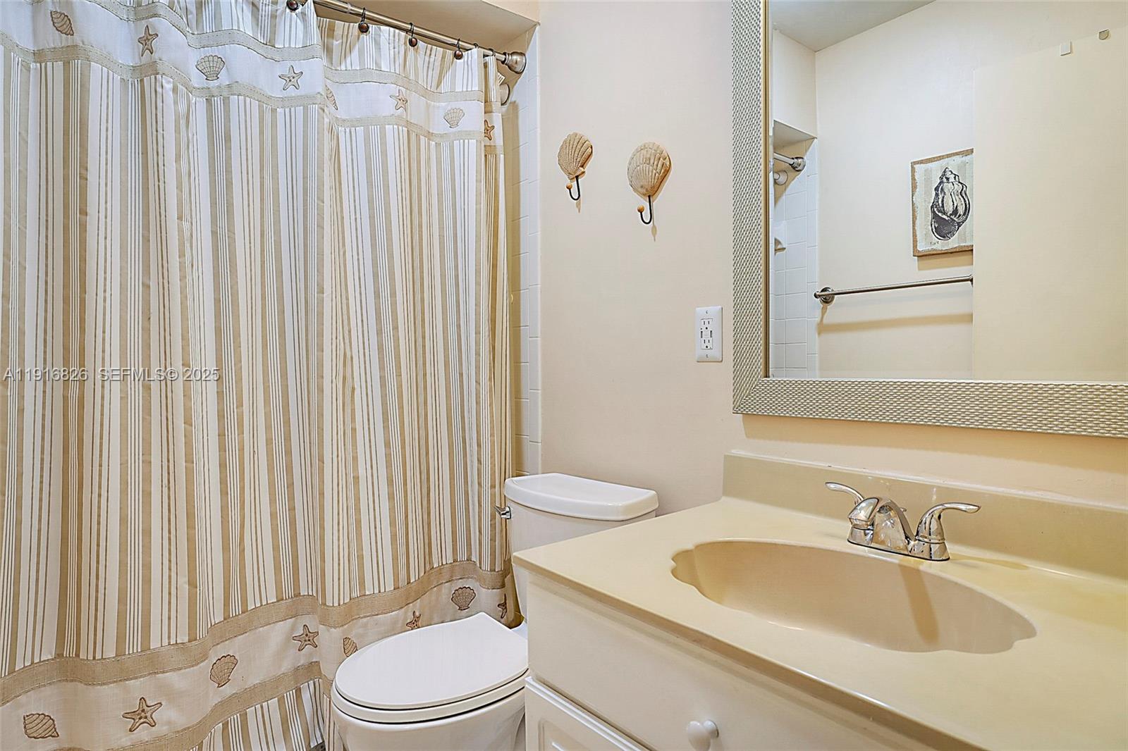 9219 SE Riverfront Ter #G Jupiter, FL 33469