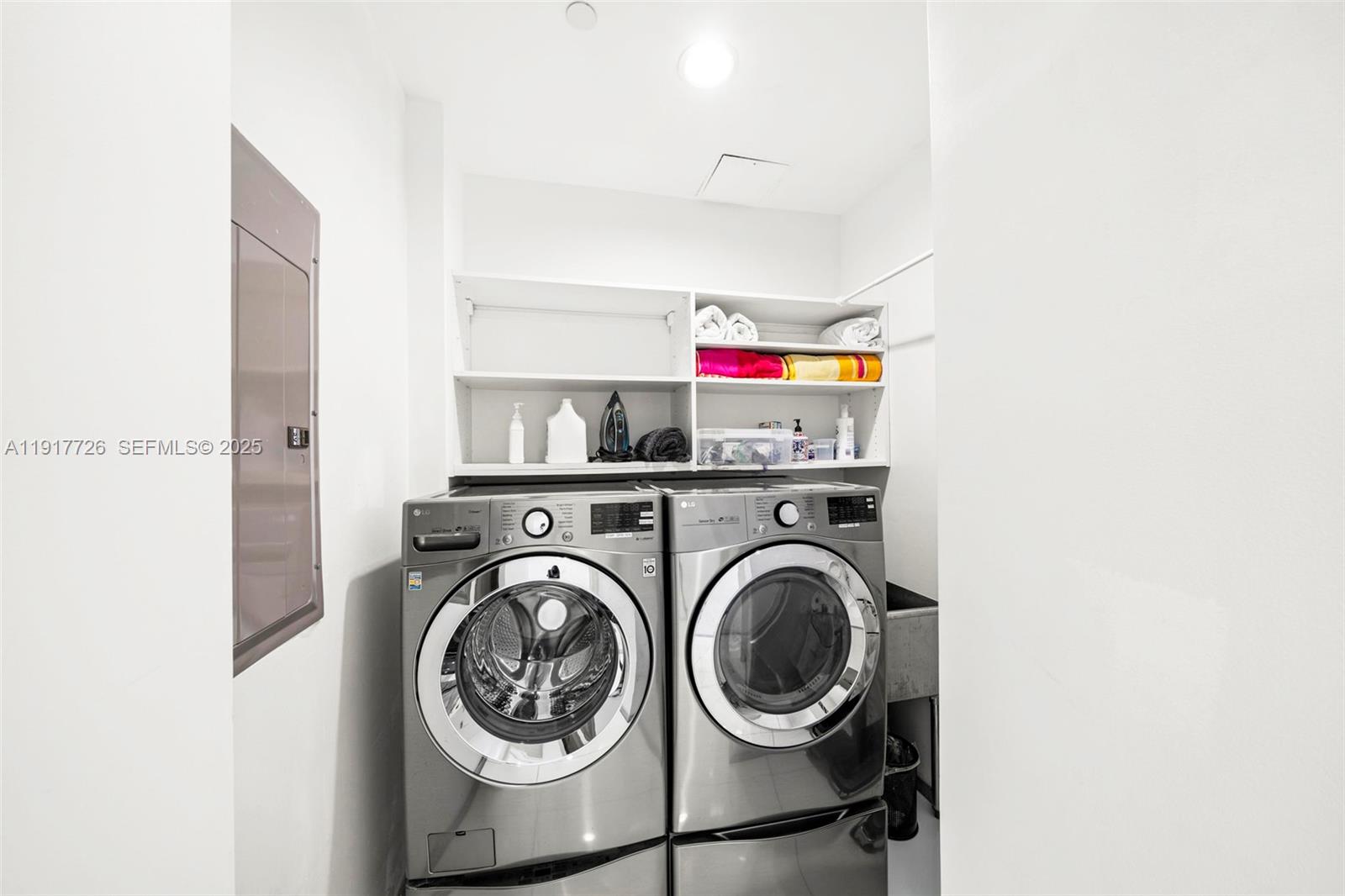 201 Aqua Ave #801 Miami Beach, FL 33141