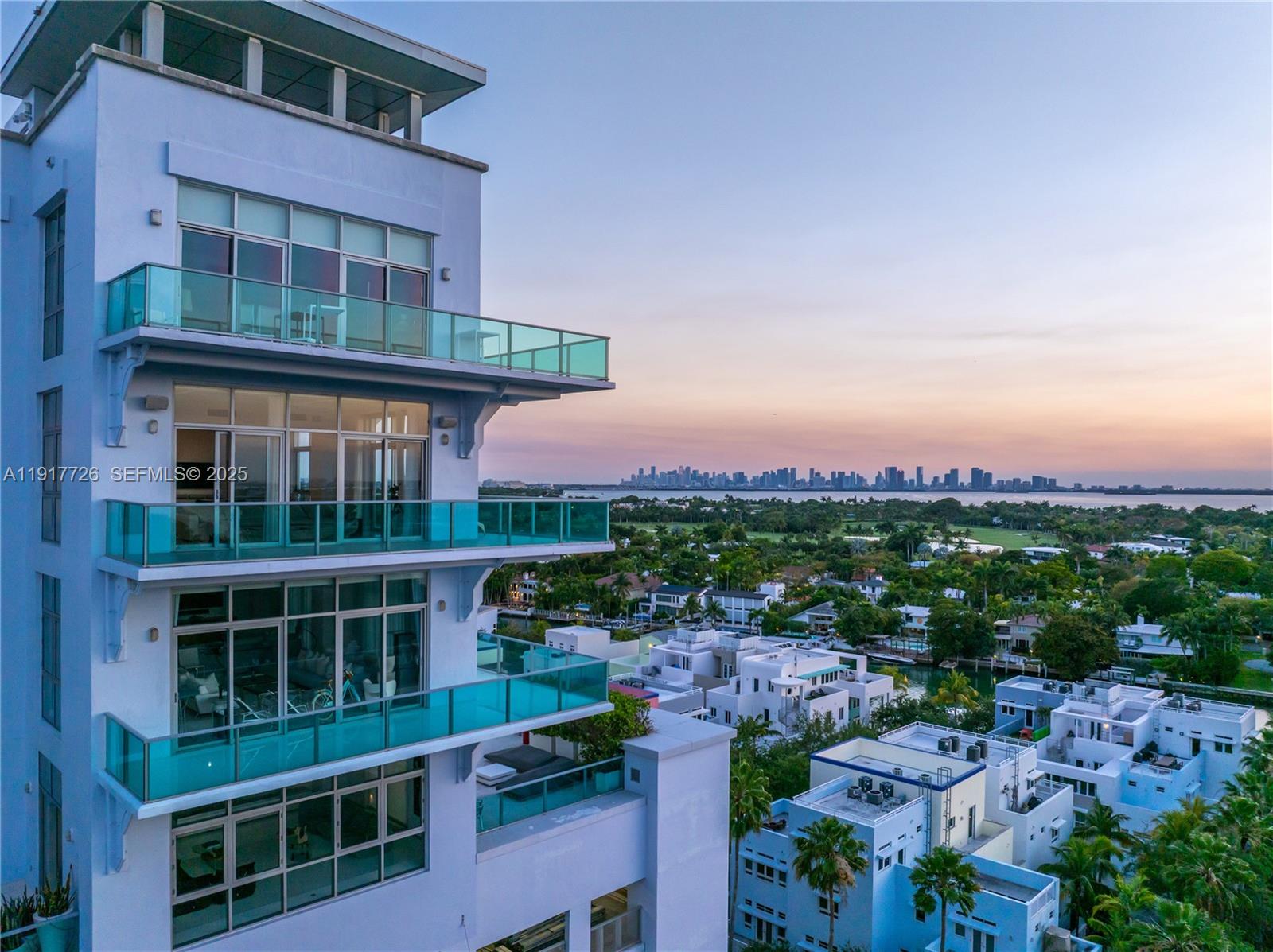 201 Aqua Ave #801 Miami Beach, FL 33141