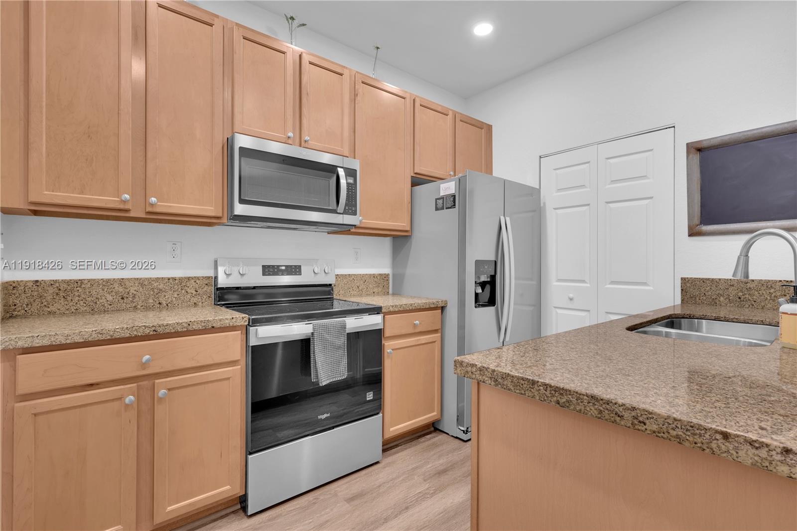 1516 SW 147th Ave Pembroke Pines, FL 33027