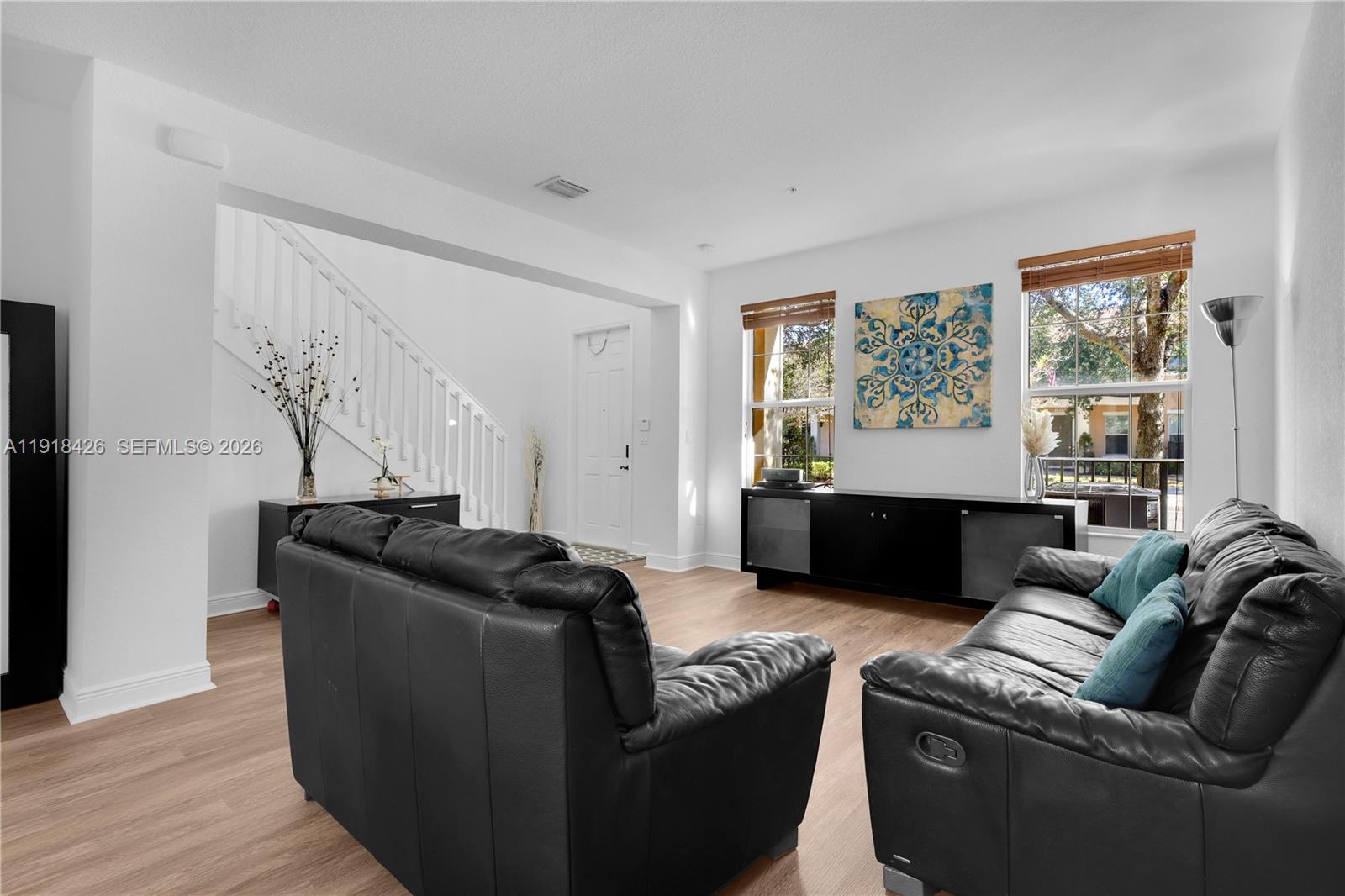 1516 SW 147th Ave Pembroke Pines, FL 33027