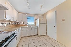 2025 NE 164th St #904 North Miami Beach, FL 33162