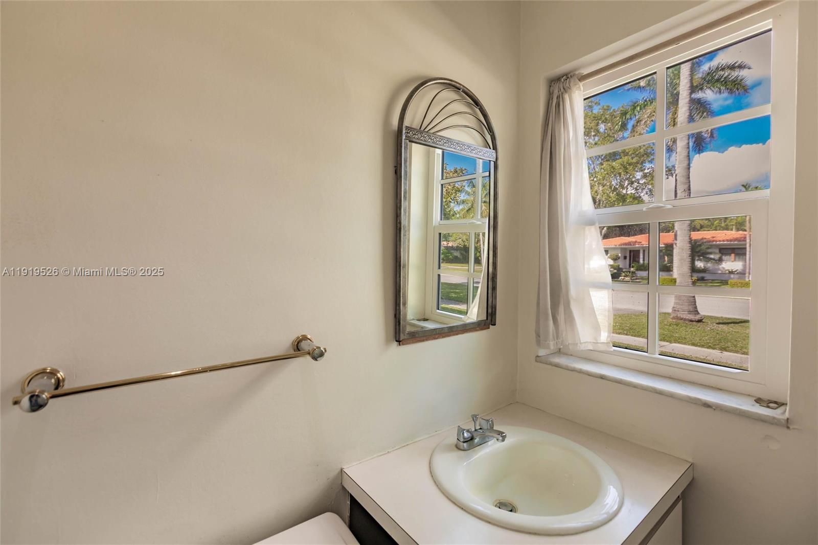 1234 NE 96th St Miami Shores, FL 33138