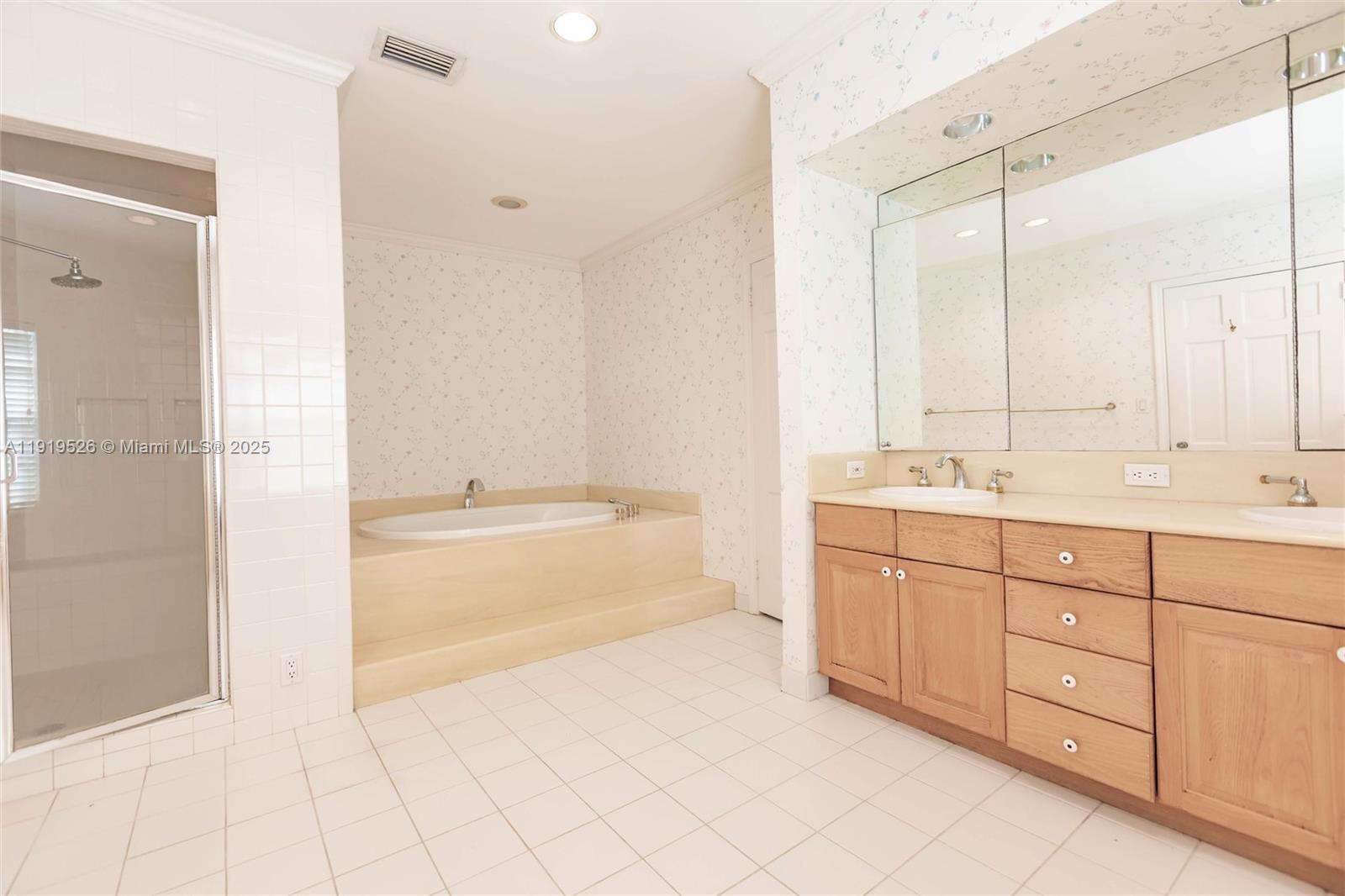 1234 NE 96th St Miami Shores, FL 33138