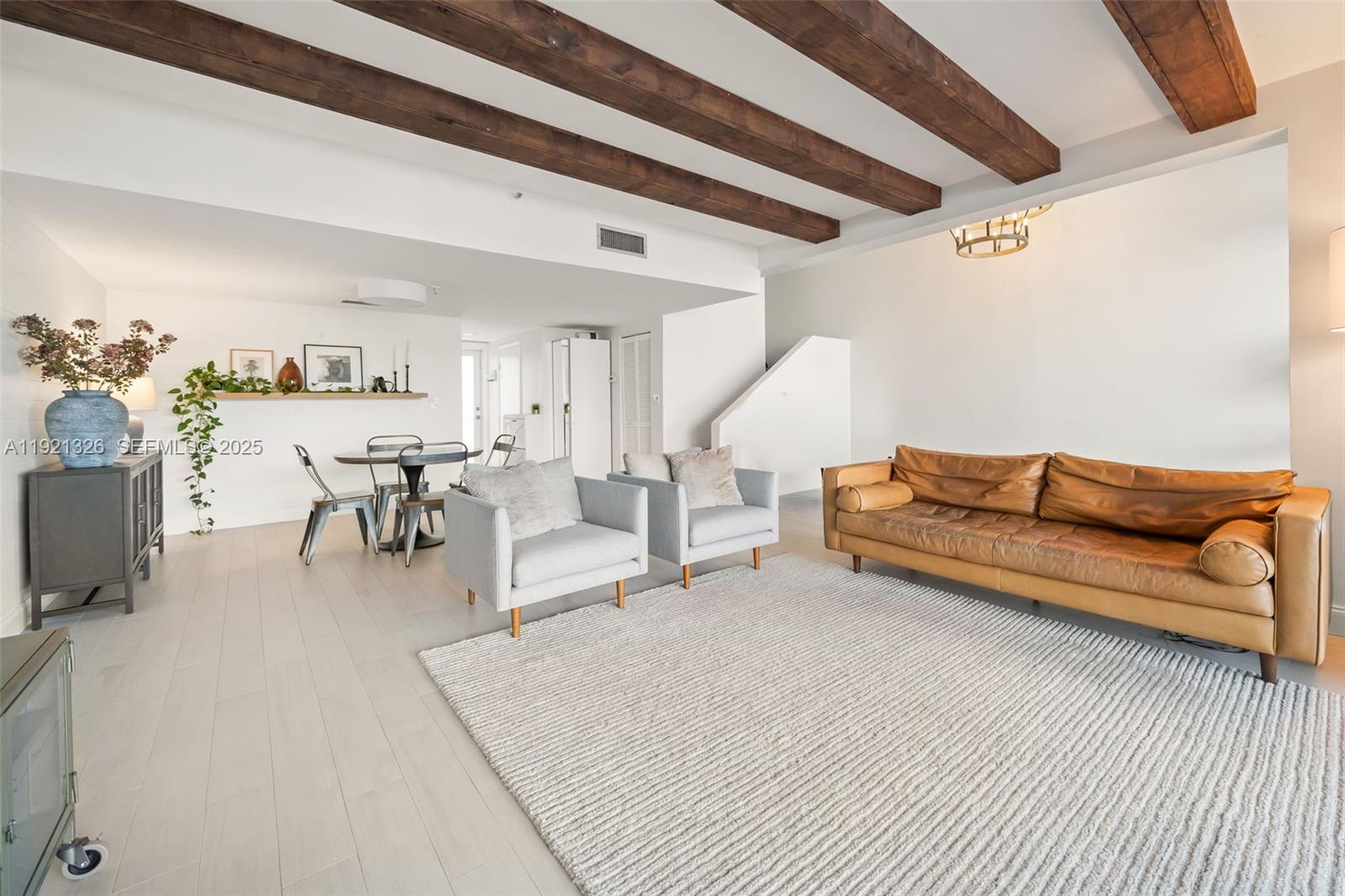 429 Poinciana Dr #1415 Sunny Isles Beach, FL 33160