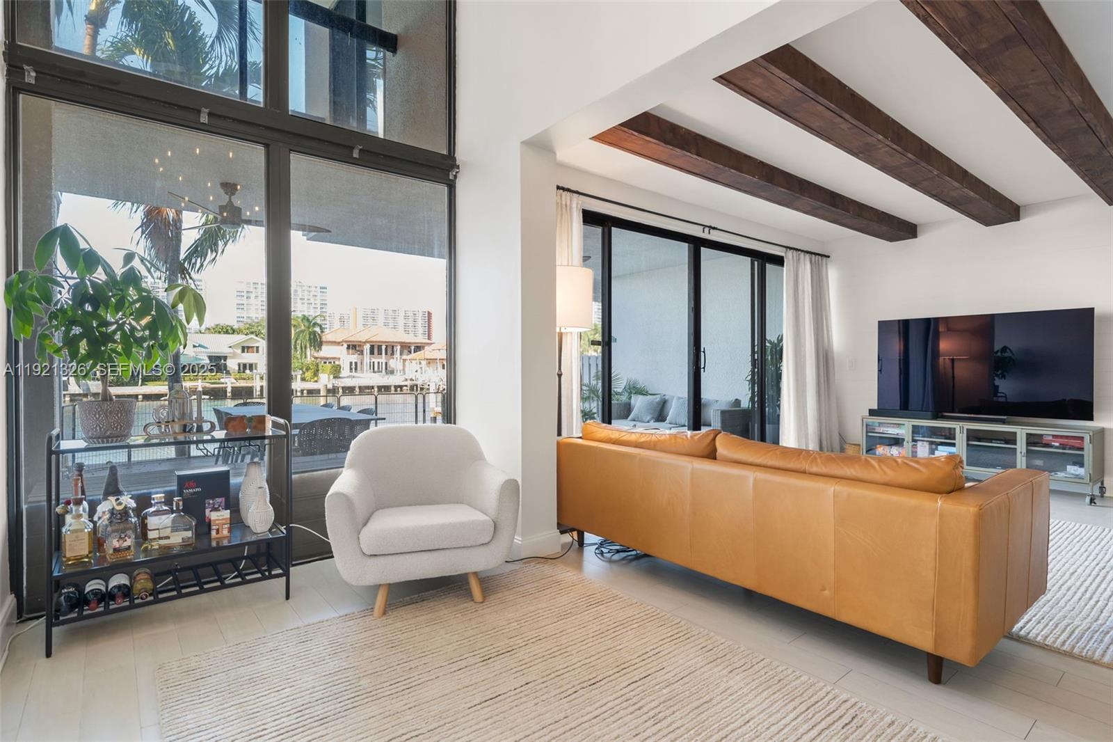 429 Poinciana Dr #1415 Sunny Isles Beach, FL 33160