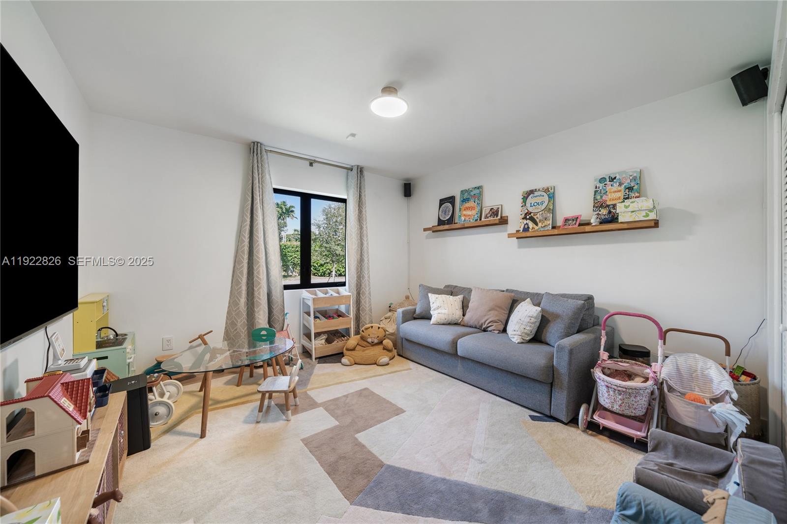 7220 SW 107th Ter Pinecrest, FL 33156