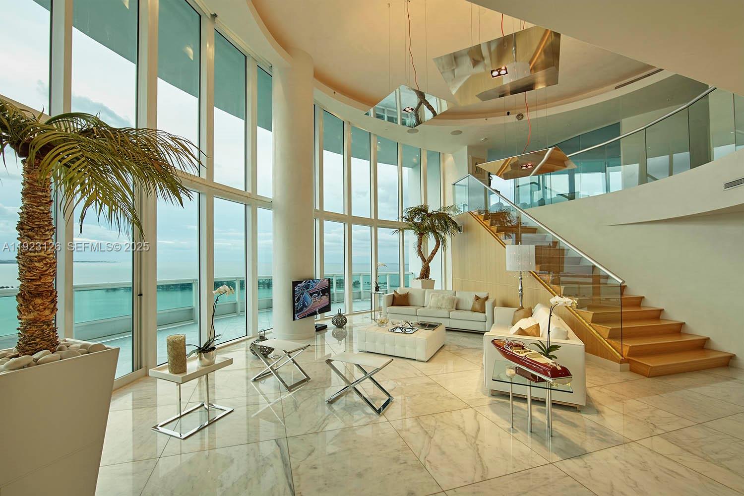 1643 Brickell Ave #2902 Miami, FL 33129