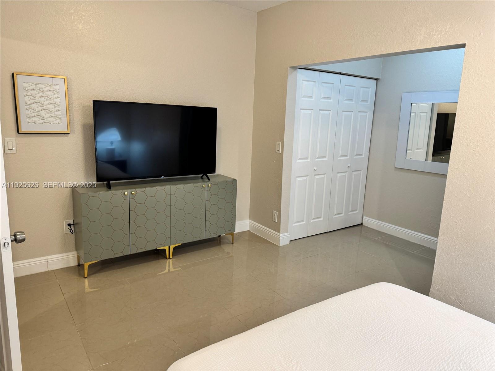 1021 NW 3rd St #108 Miami, FL 33128