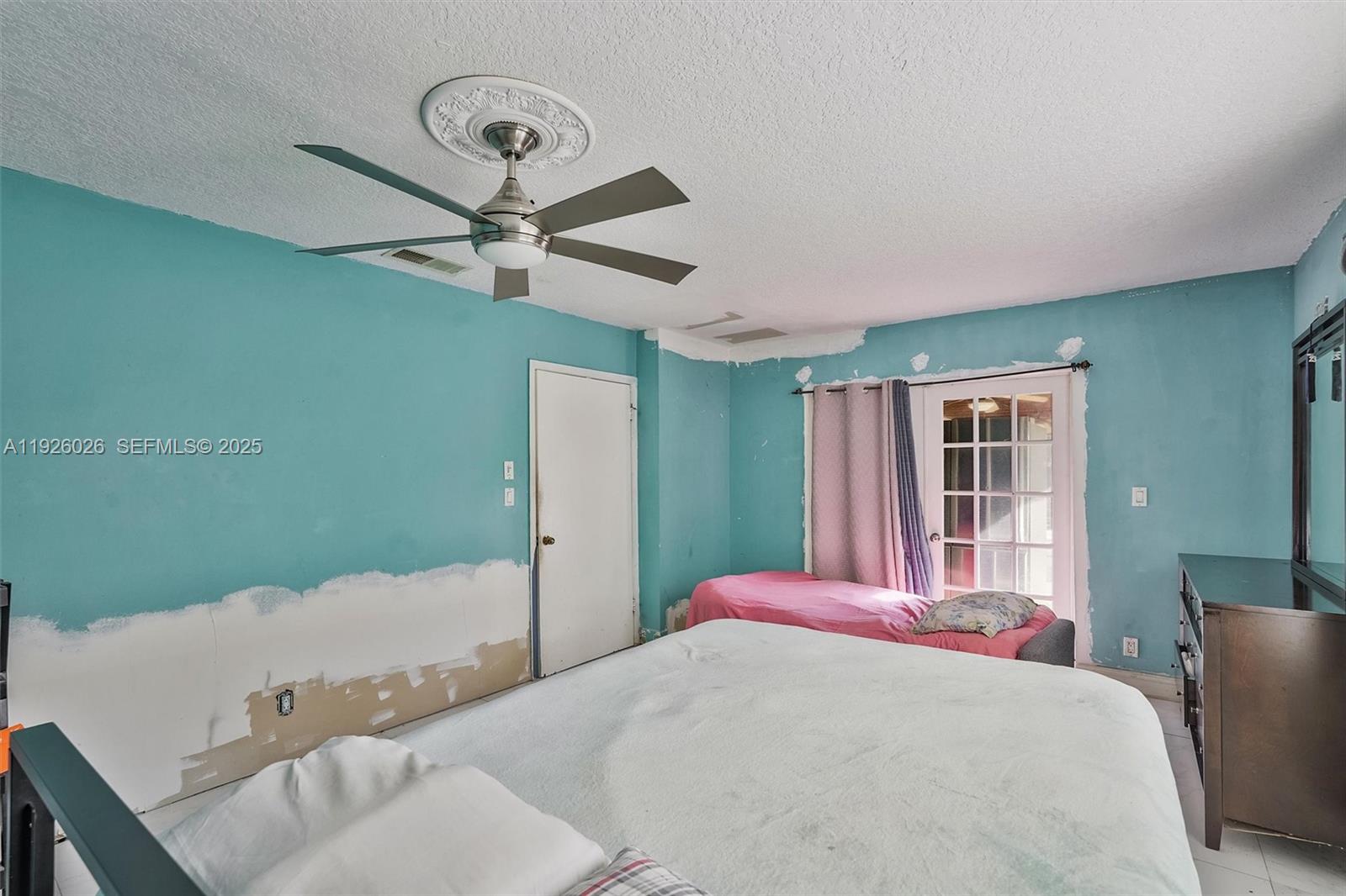 8113 Rose Marie Cir Boynton Beach, FL 33472