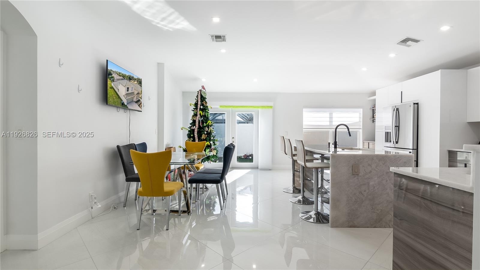 4908 Lombard Pass Dr Lake Worth, FL 33463