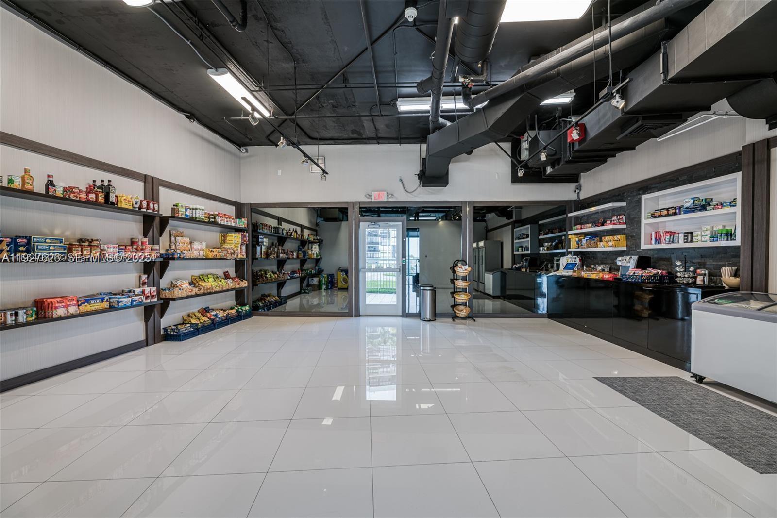 601 NE 36th St #2707 Miami, FL 33137