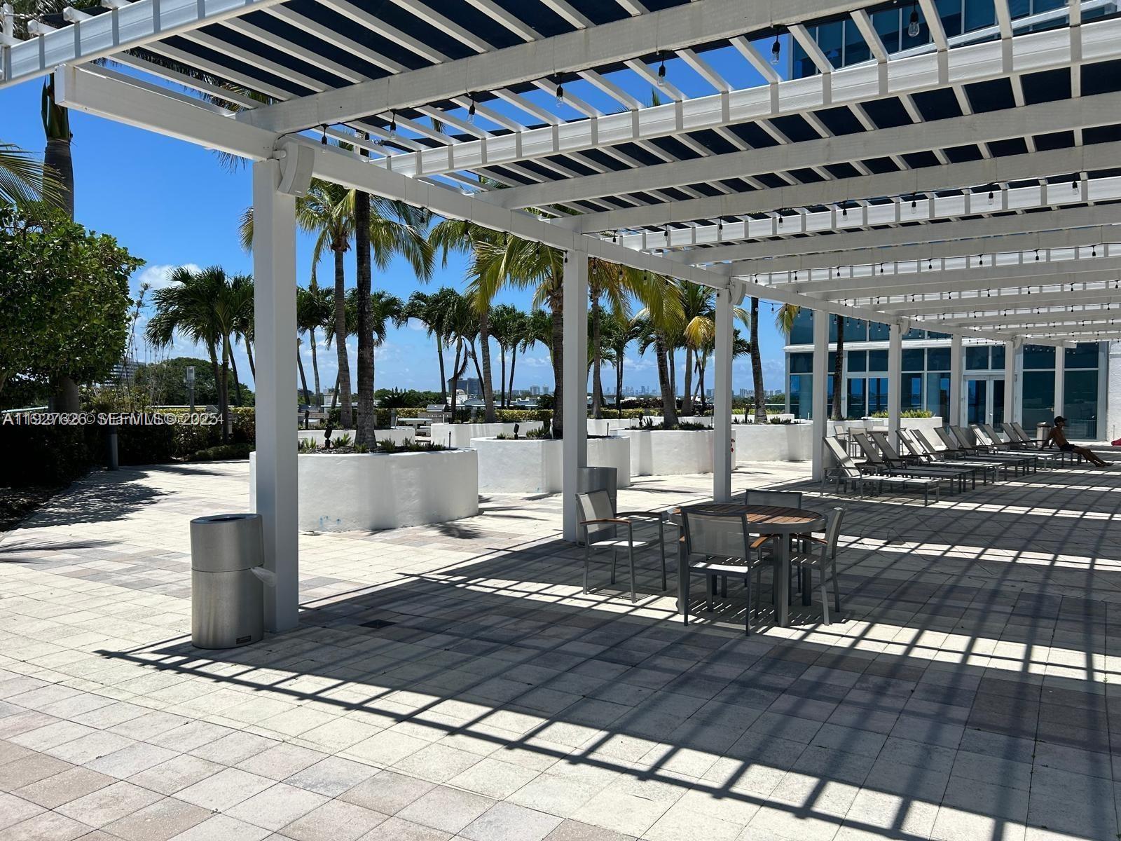 601 NE 36th St #2707 Miami, FL 33137