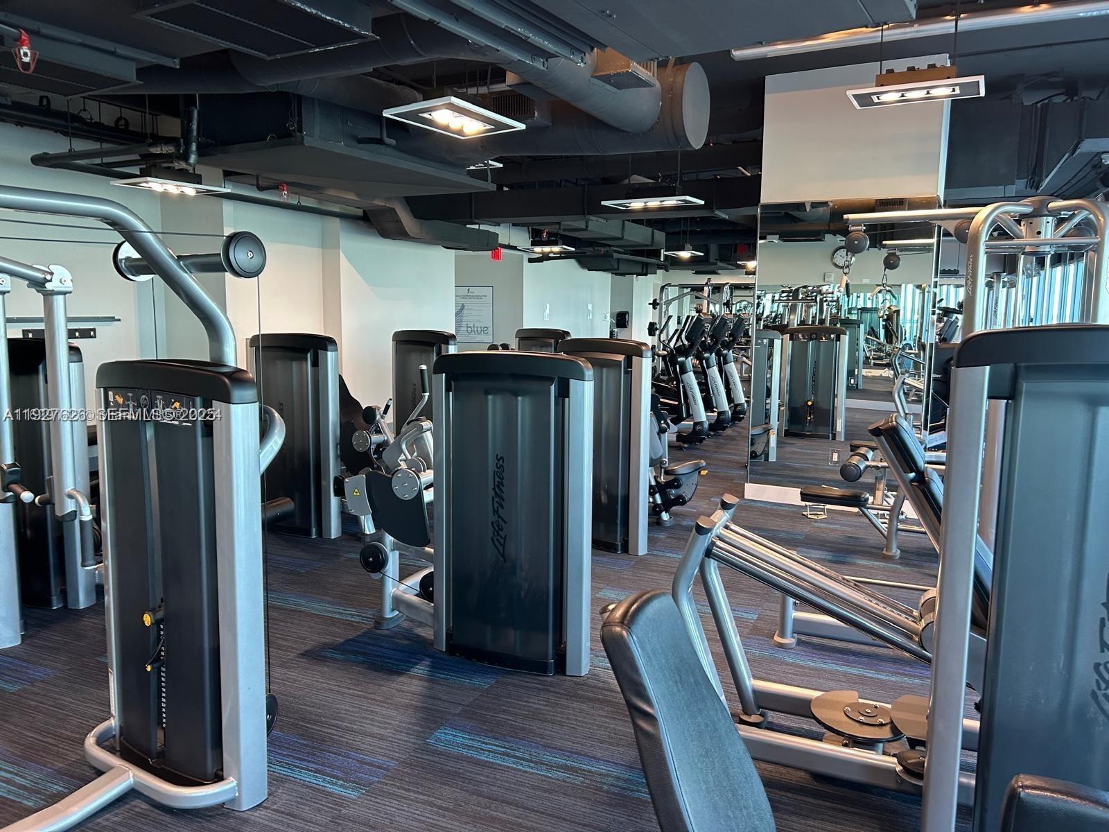 601 NE 36th St #2707 Miami, FL 33137