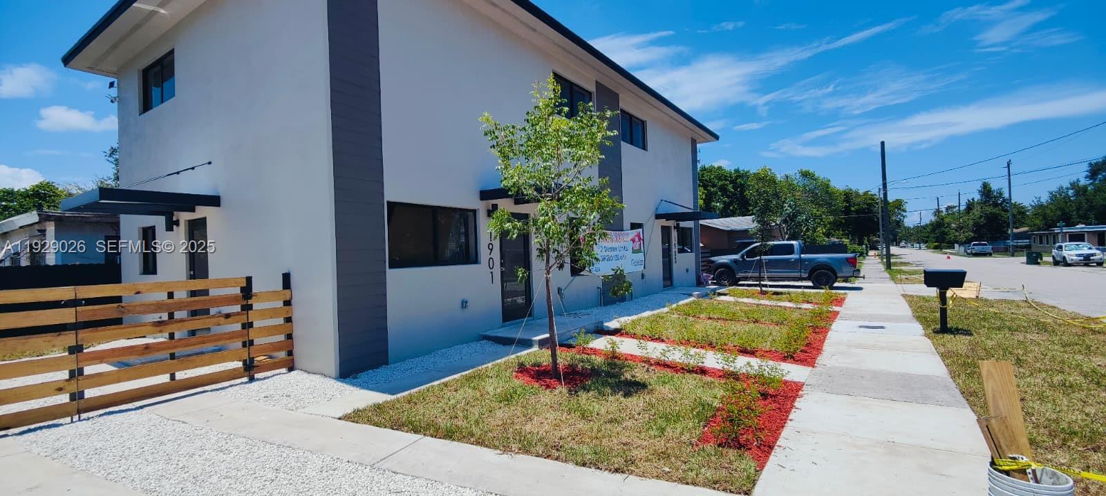 1901 NW 51st Ter Miami, FL 33142