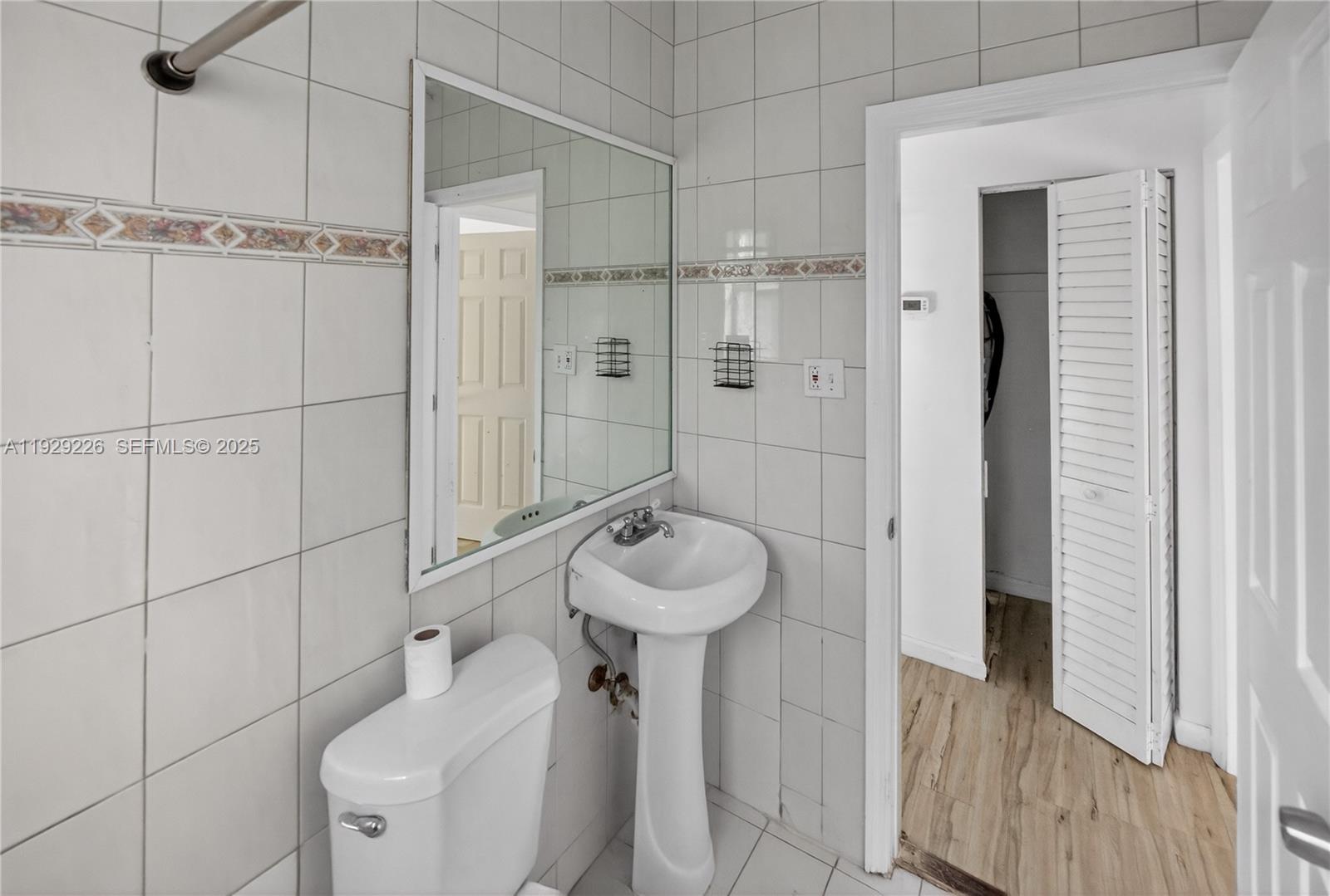 1220 Marseille Dr #8 Miami Beach, FL 33141