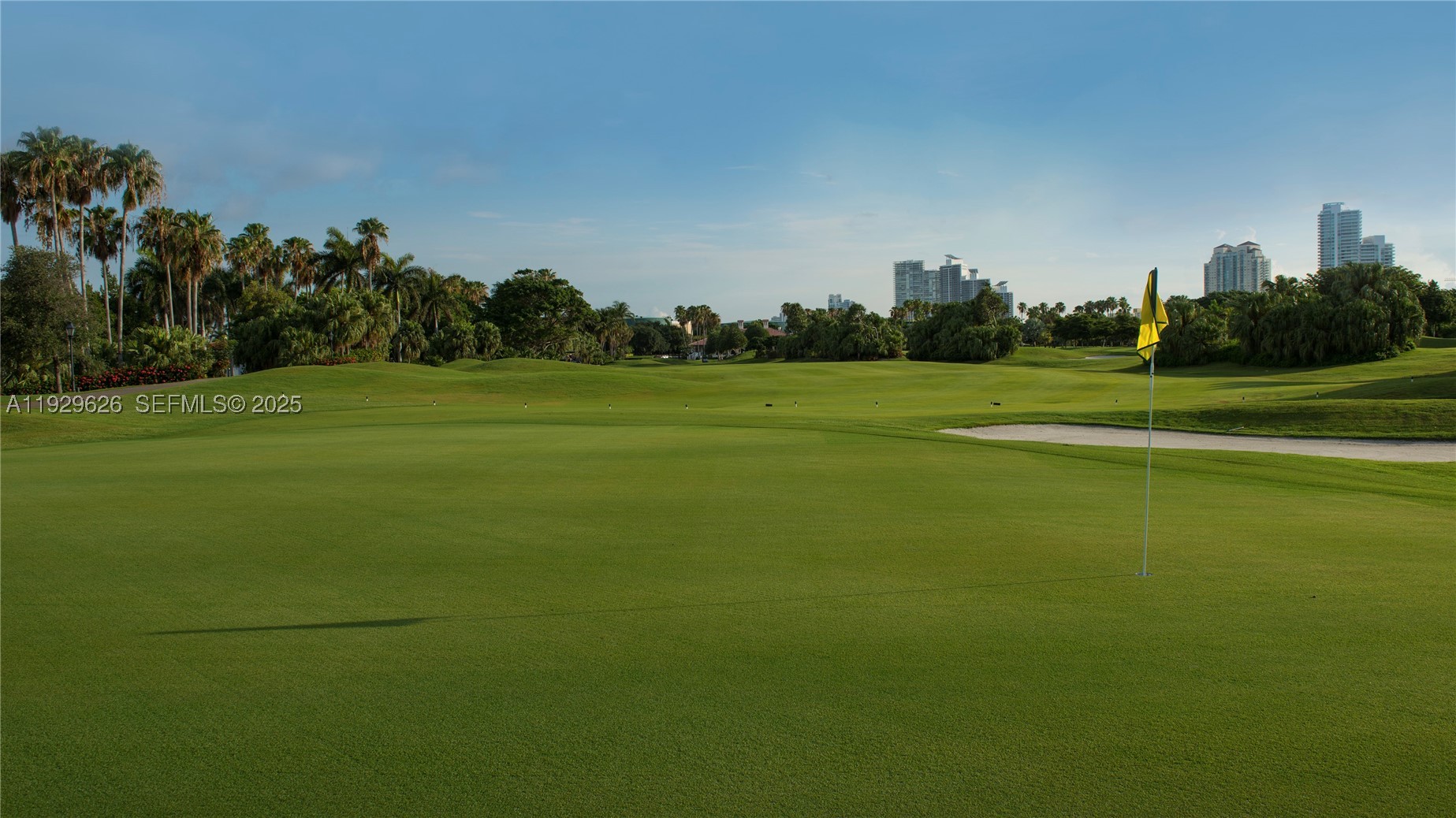 1004 Fisher Is Dr Miami Beach, FL 33109