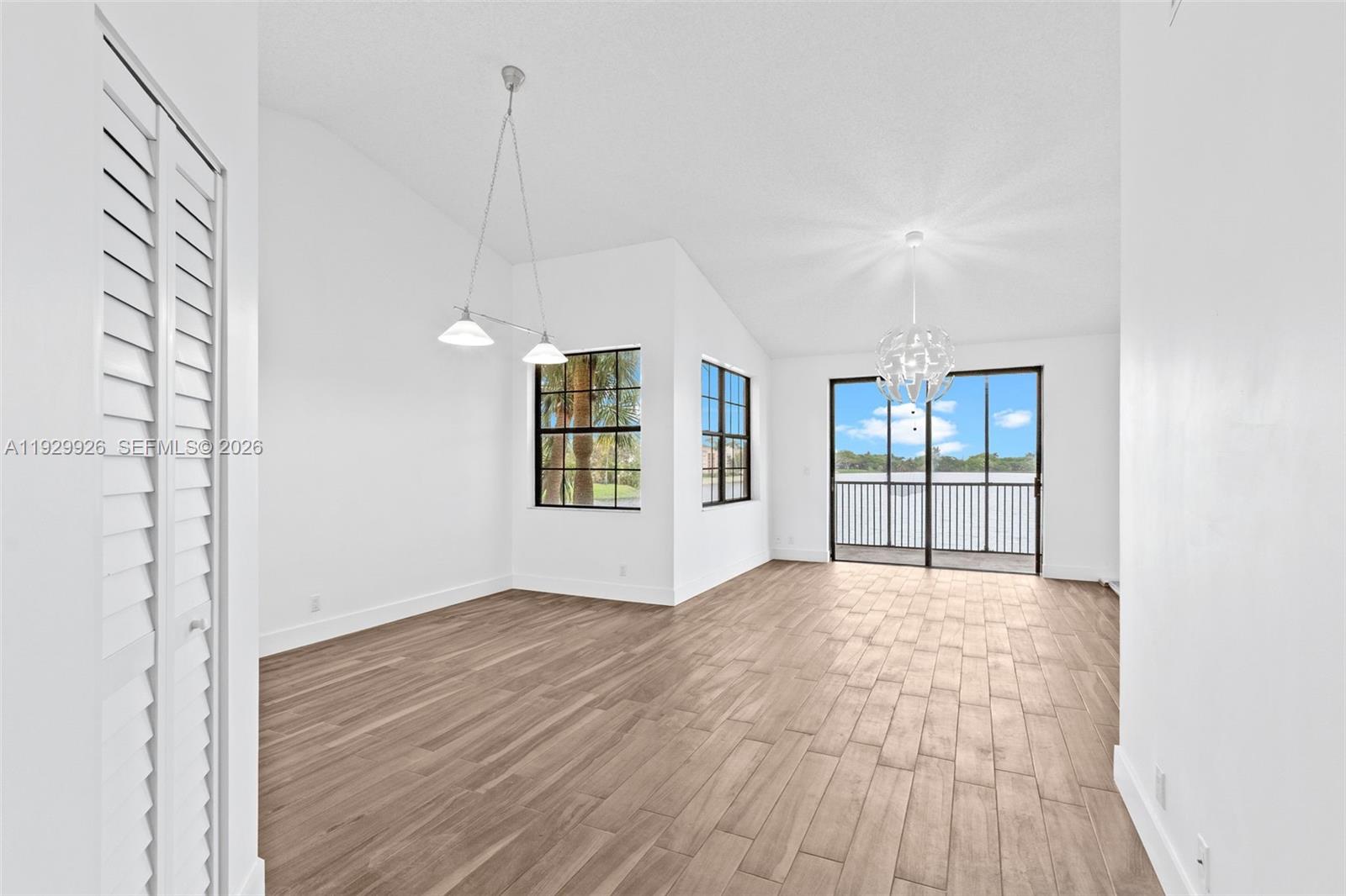 15569 N Miami Lakeway N #205-16