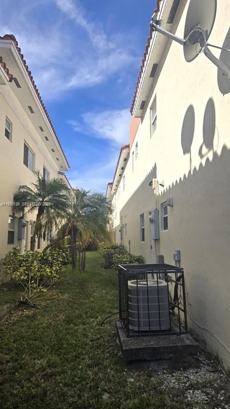 1304 NW 3rd St Fort Lauderdale, FL 33311