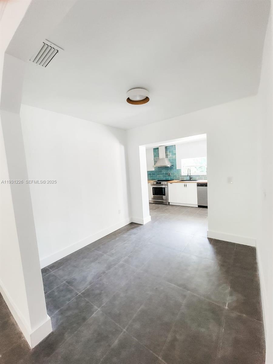 3685 SW 1st Ave Miami, FL 33145