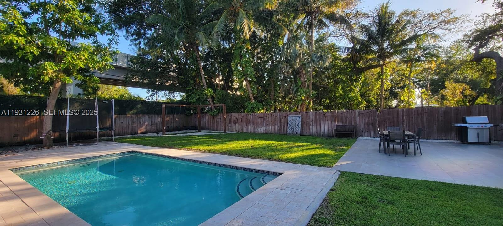 3685 SW 1st Ave Miami, FL 33145