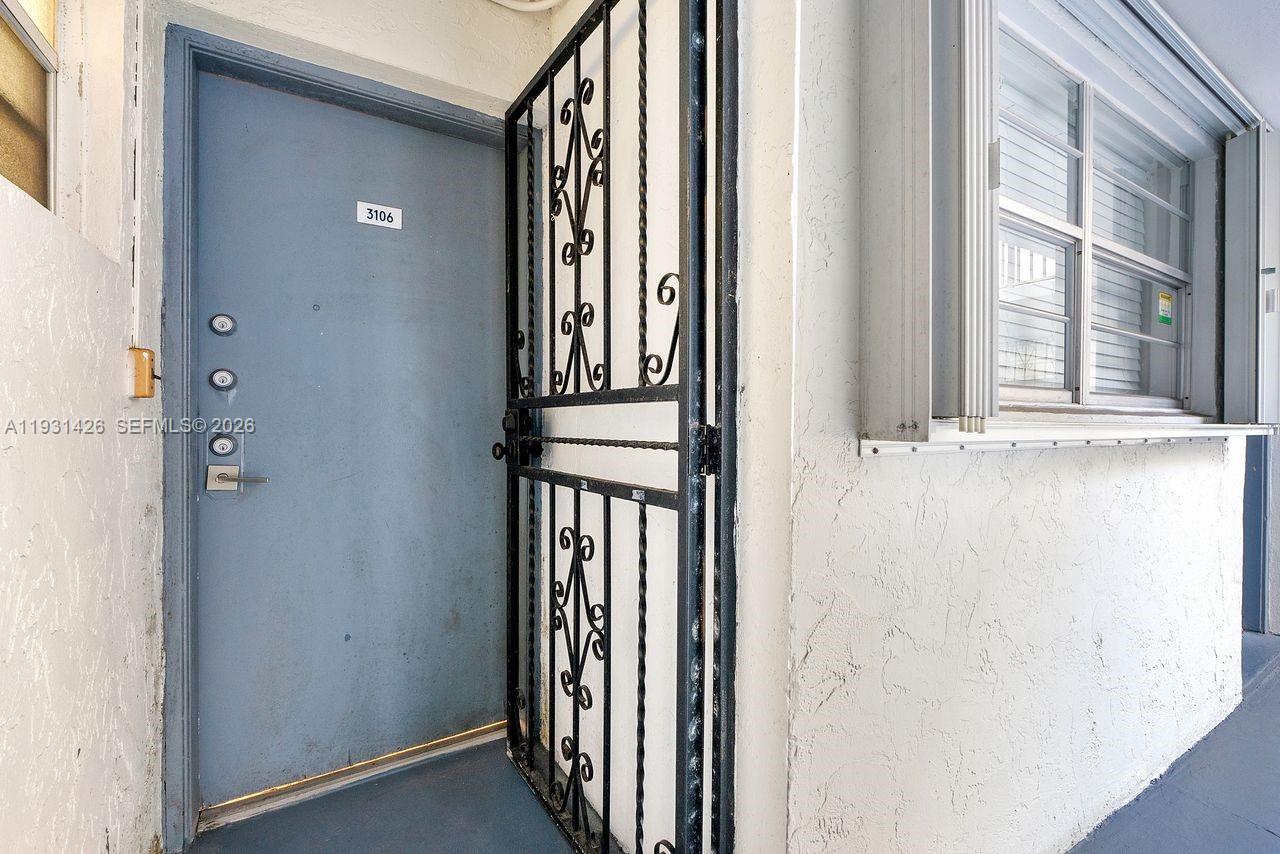 2465 SW 18th Ave #3106 Miami, FL 33145