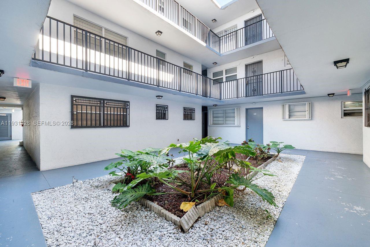 2465 SW 18th Ave #3106 Miami, FL 33145