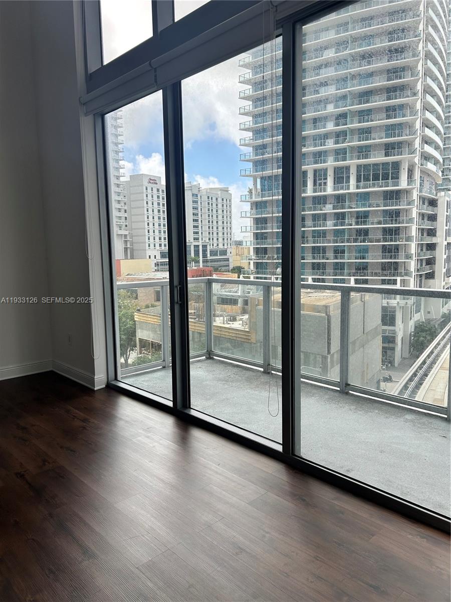 image 1060 Brickell - 105011