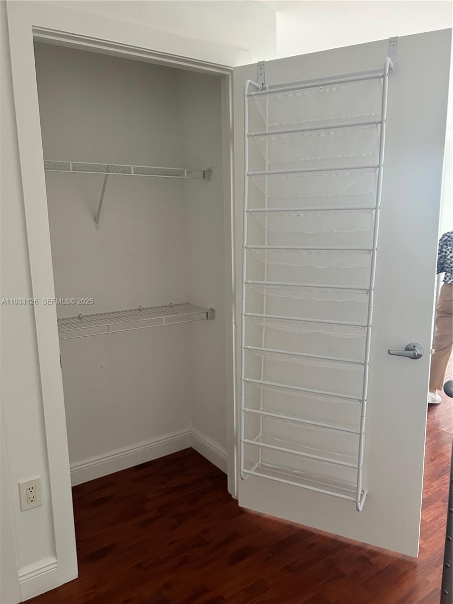 image 1060 Brickell - 105015