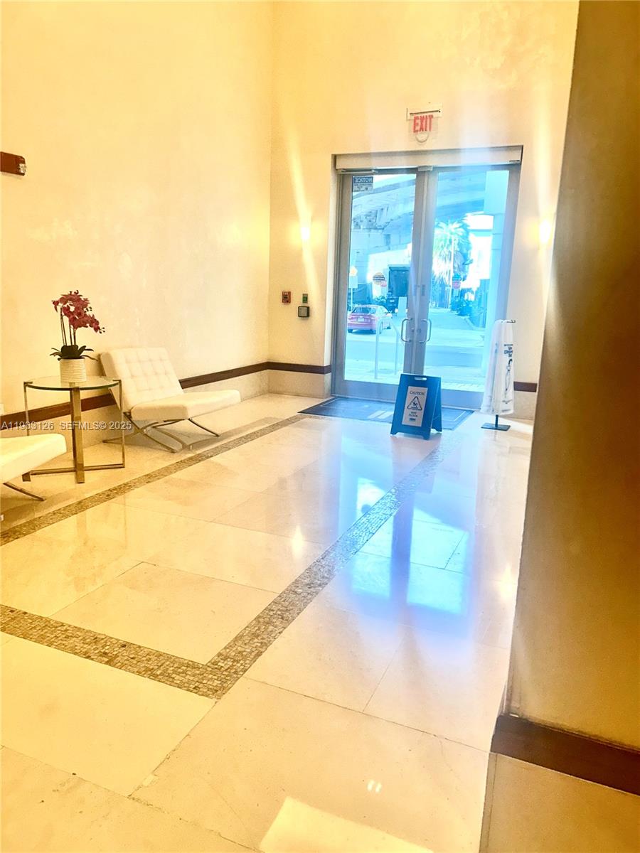 image 1060 Brickell - 105031