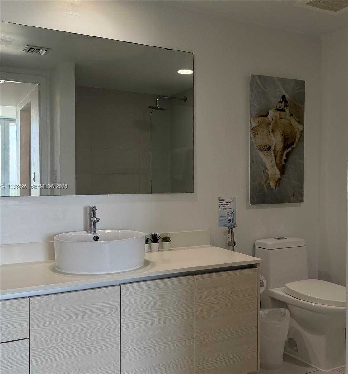 image Beachwalk Condominium16