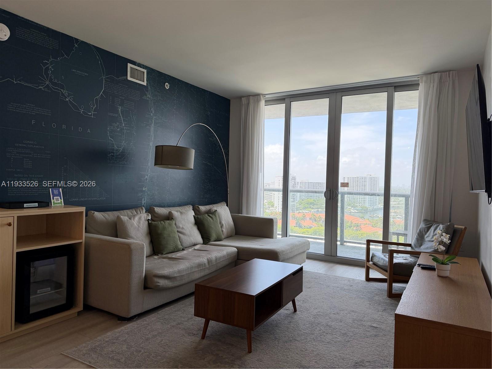 image Beachwalk Condominium4