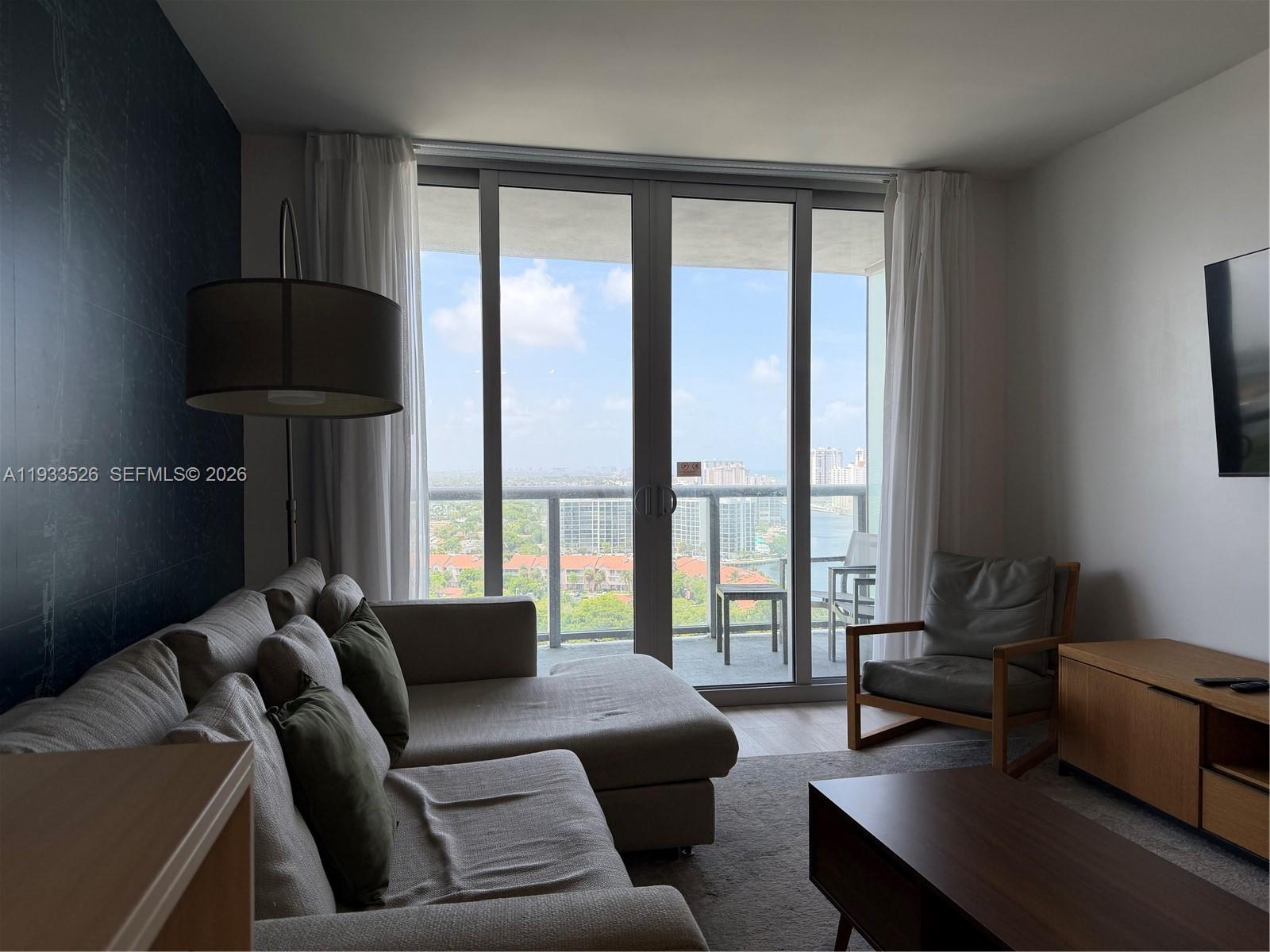 image Beachwalk Condominium5