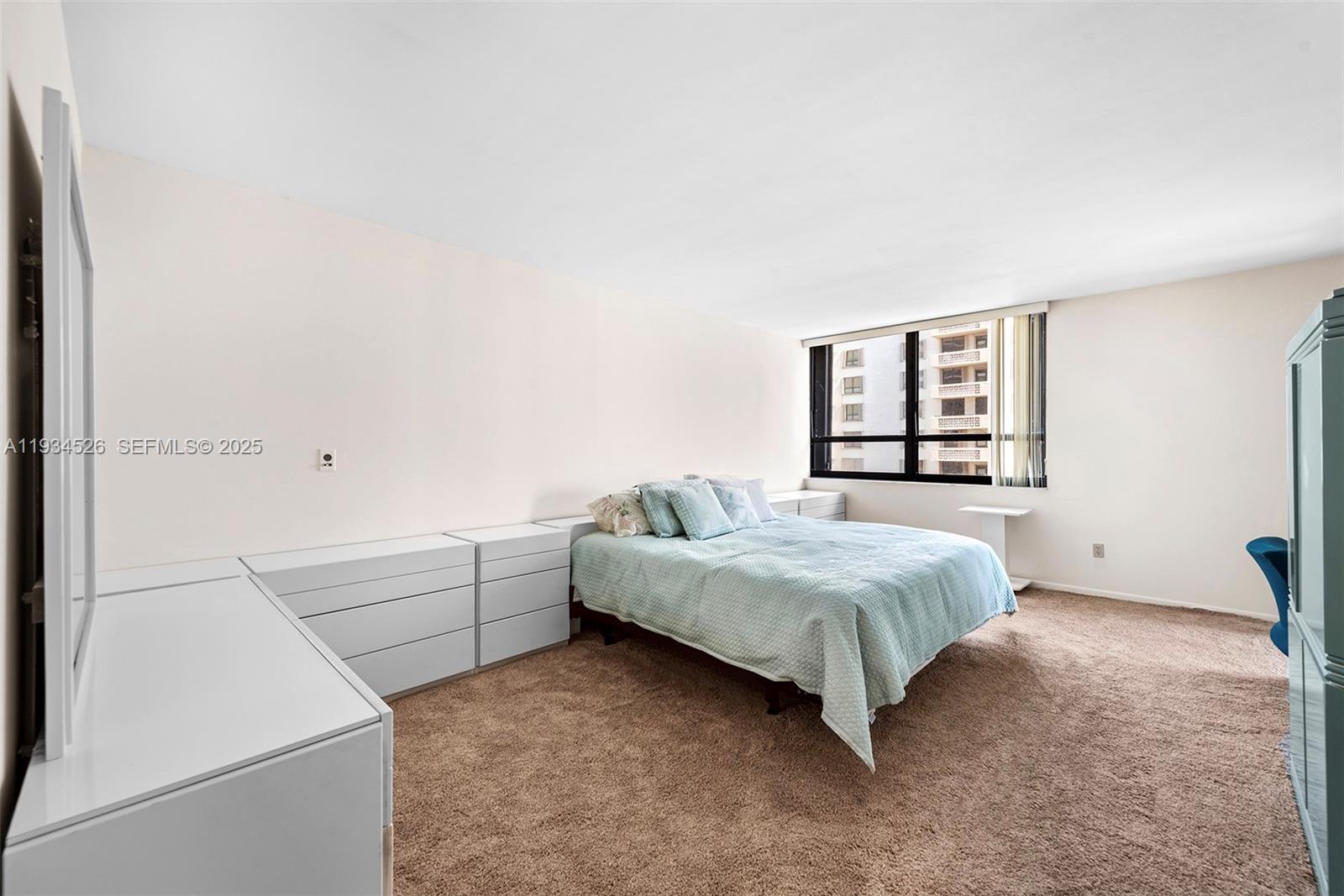 image Tiffany of Bal Harbour21