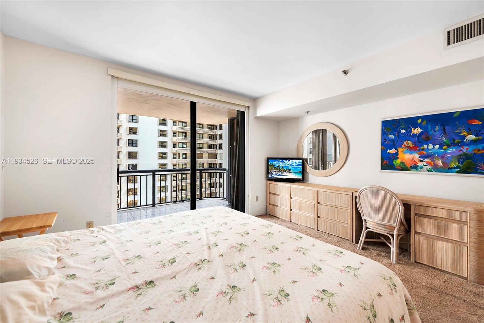 image Tiffany of Bal Harbour29