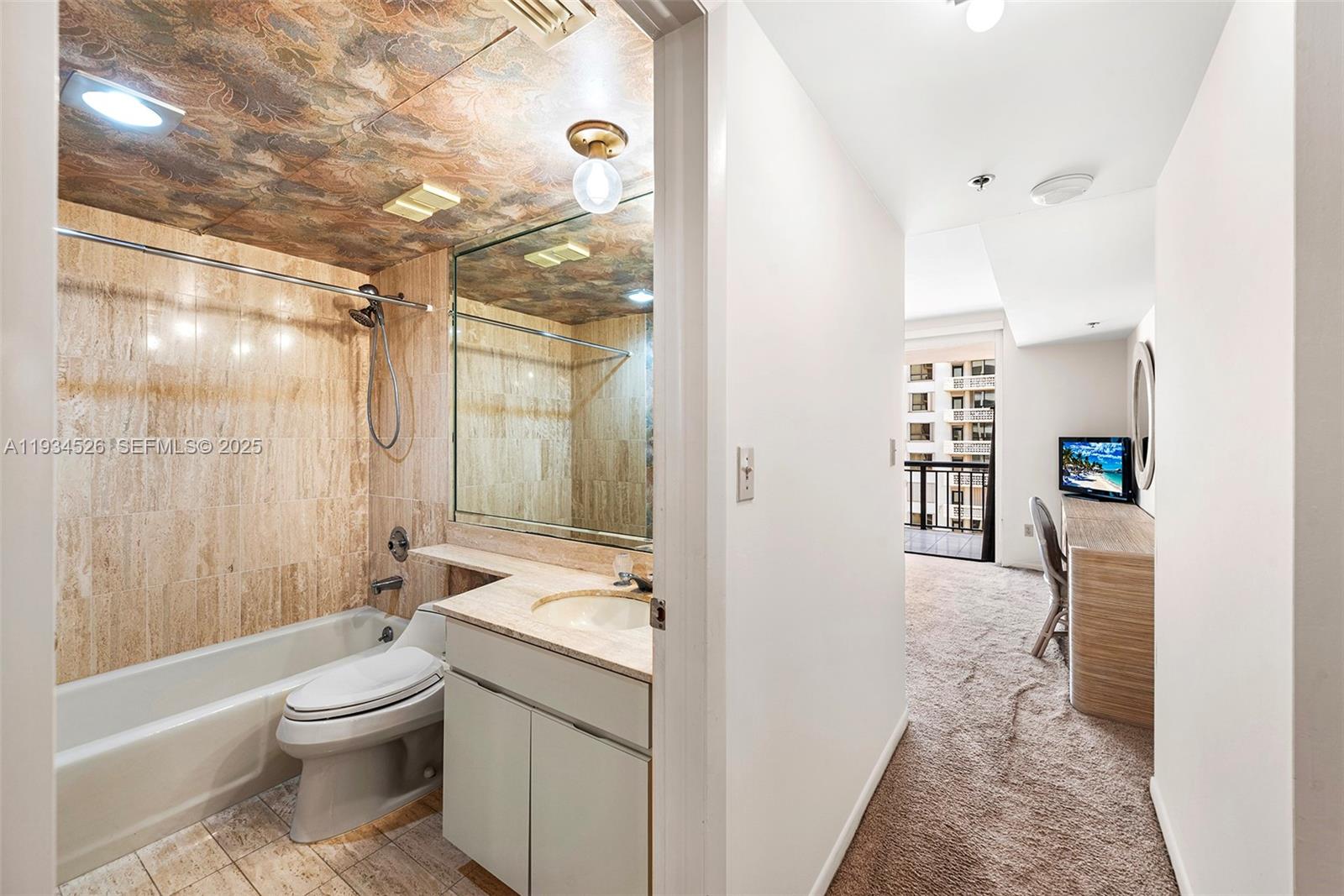 image Tiffany of Bal Harbour31