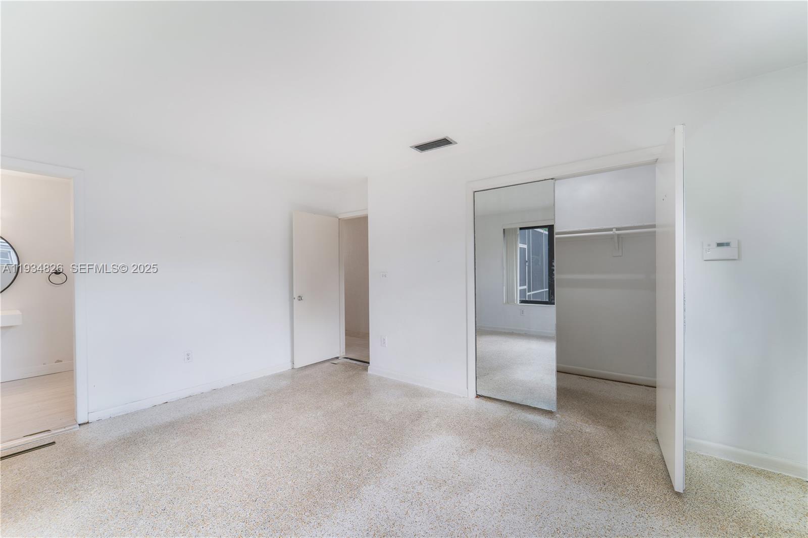 9660 SW 105th Ave Miami, FL 33176