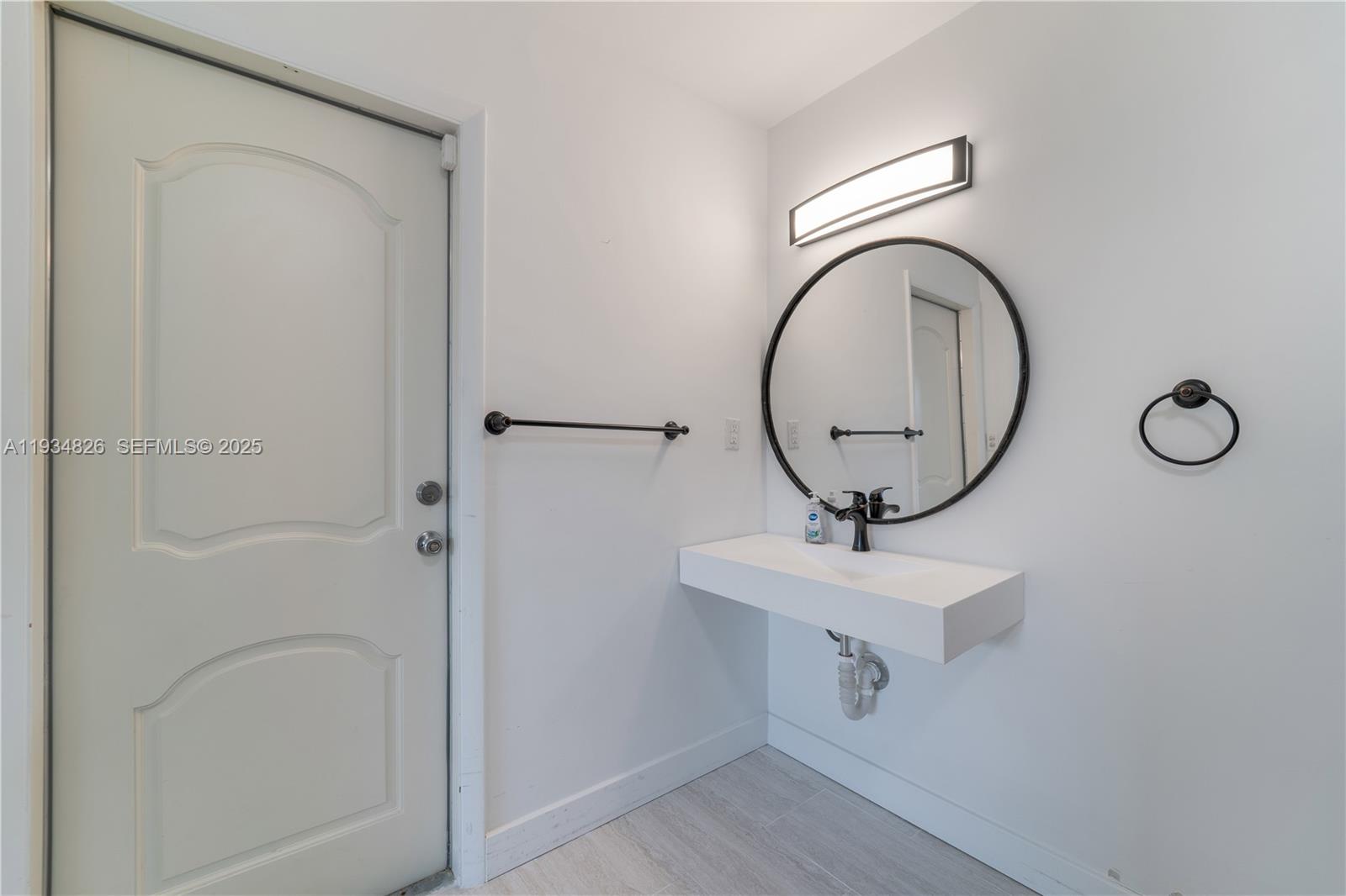 9660 SW 105th Ave Miami, FL 33176