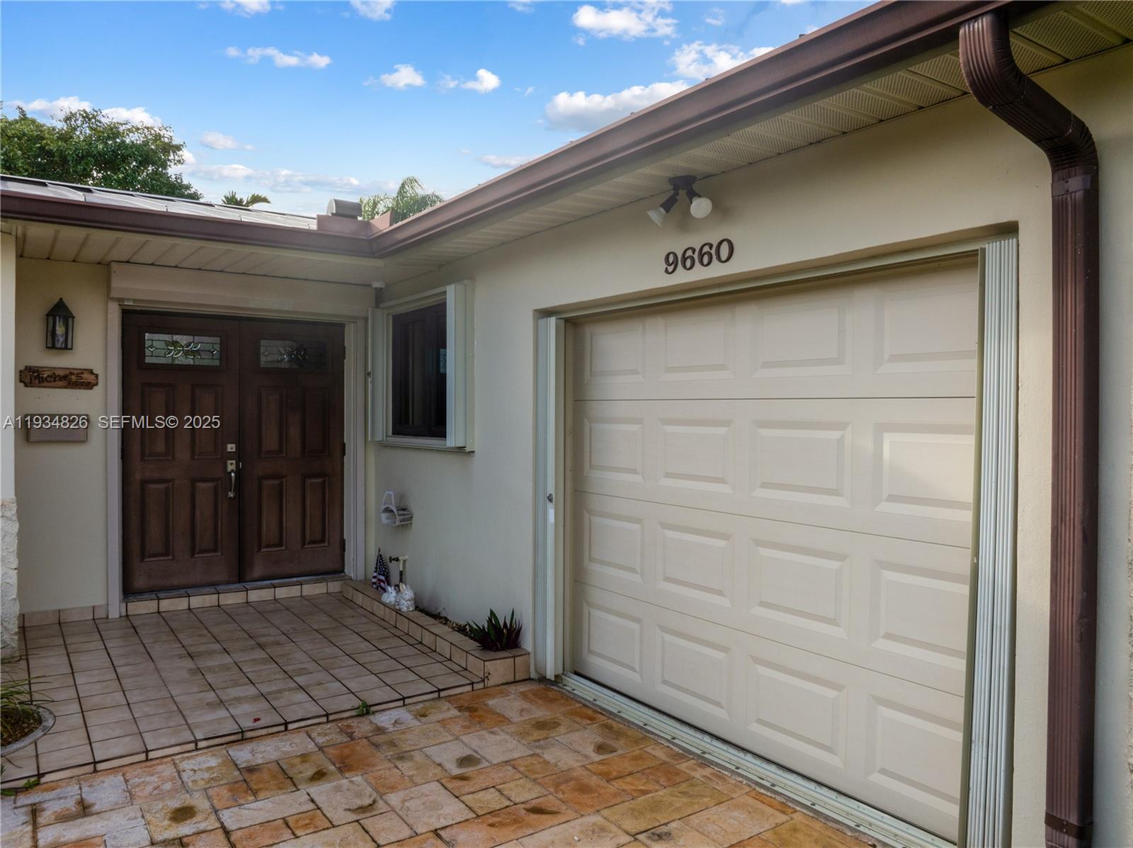 9660 SW 105th Ave Miami, FL 33176