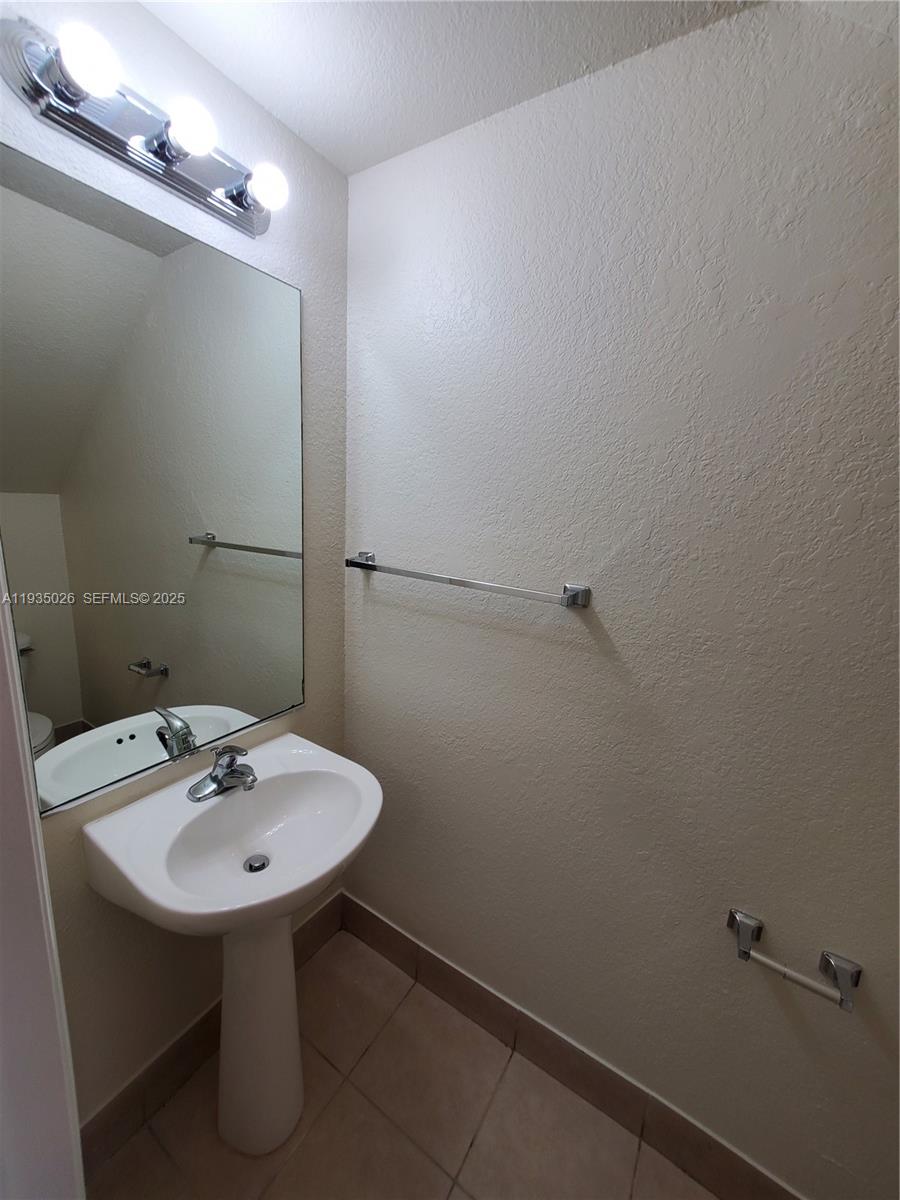 14238 NW 17th Ave #14238 Opa Locka, FL 33054