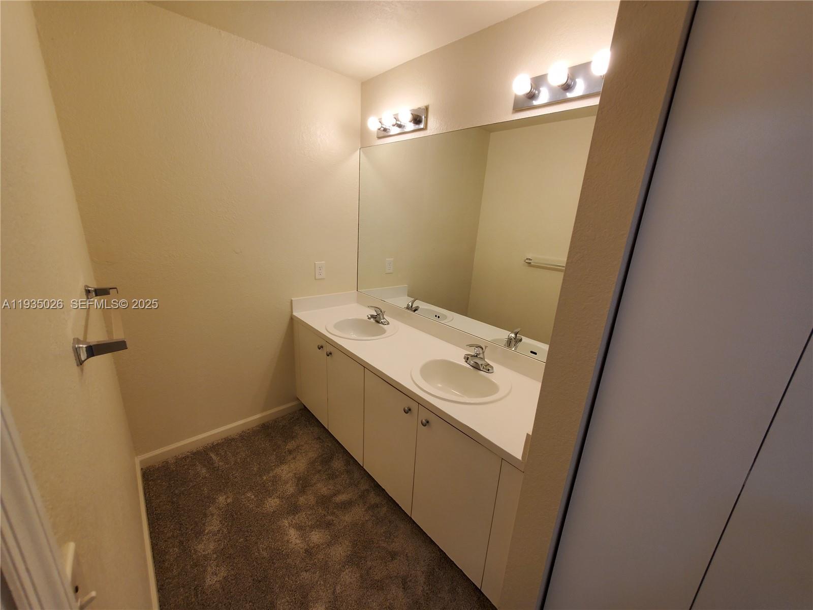 14238 NW 17th Ave #14238 Opa Locka, FL 33054