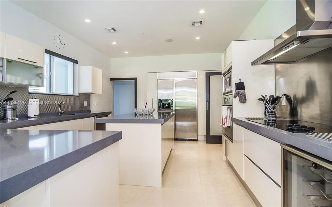 3020 Brickell Ave #3020 Miami, FL 33129