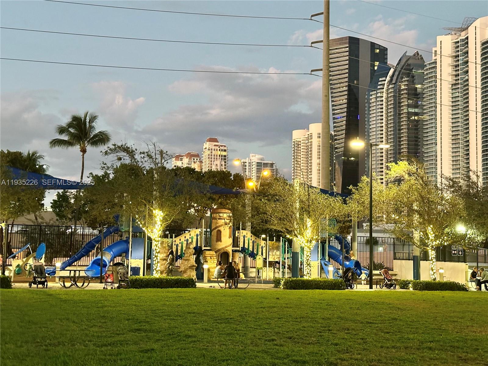 image St Tropez Sunny Isles26