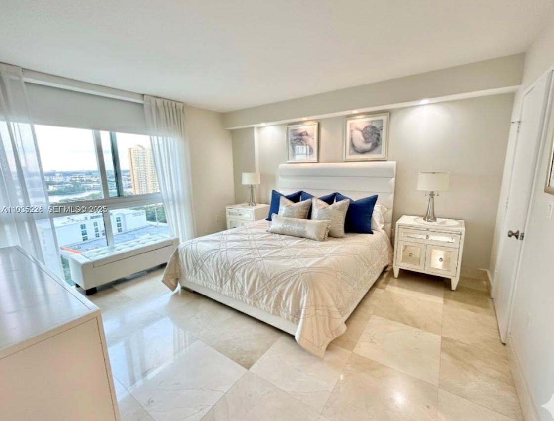 image St Tropez Sunny Isles6