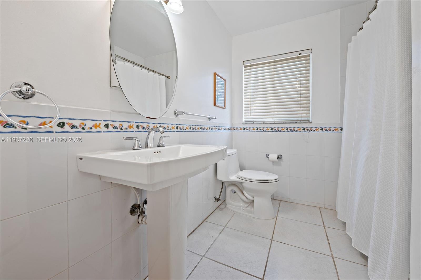 218 S Shore Dr Miami, FL 33133