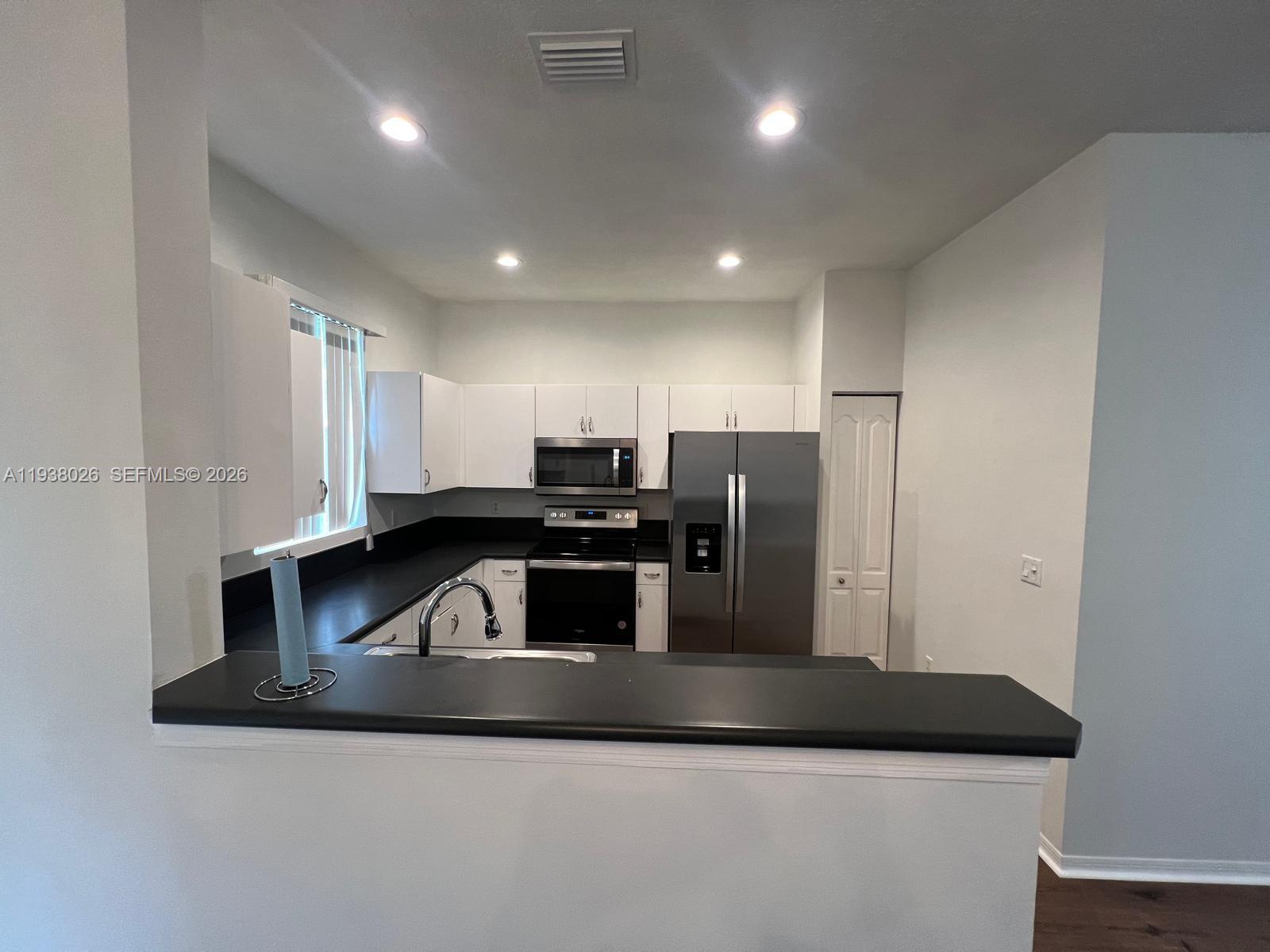 336 River Blf Ln Royal Palm Beach, FL 33411