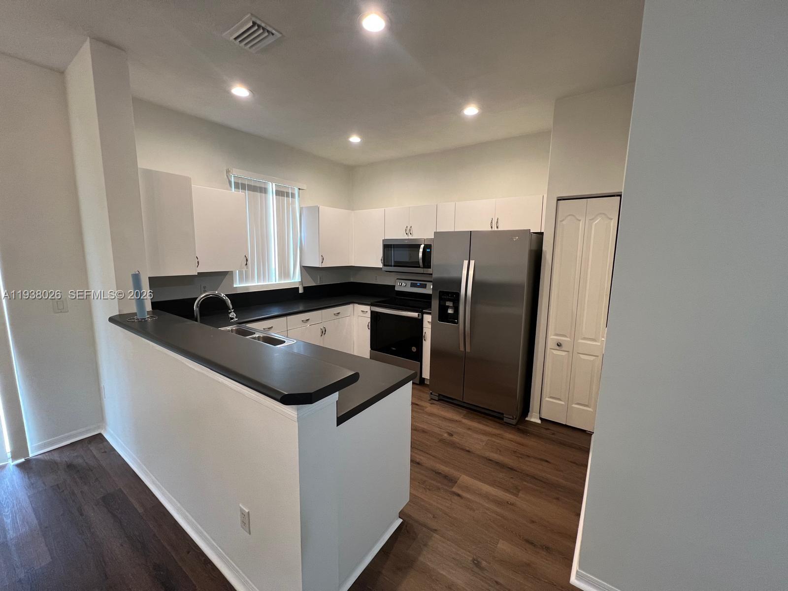 336 River Blf Ln Royal Palm Beach, FL 33411