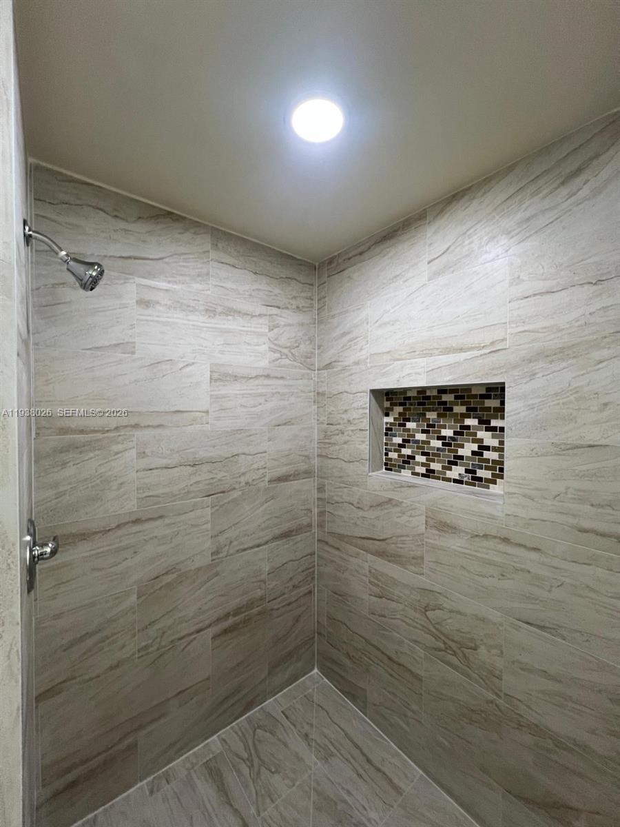 336 River Blf Ln Royal Palm Beach, FL 33411