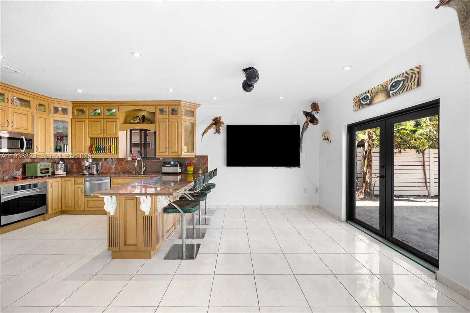 8935 NW 164th St Miami Lakes, FL 33018