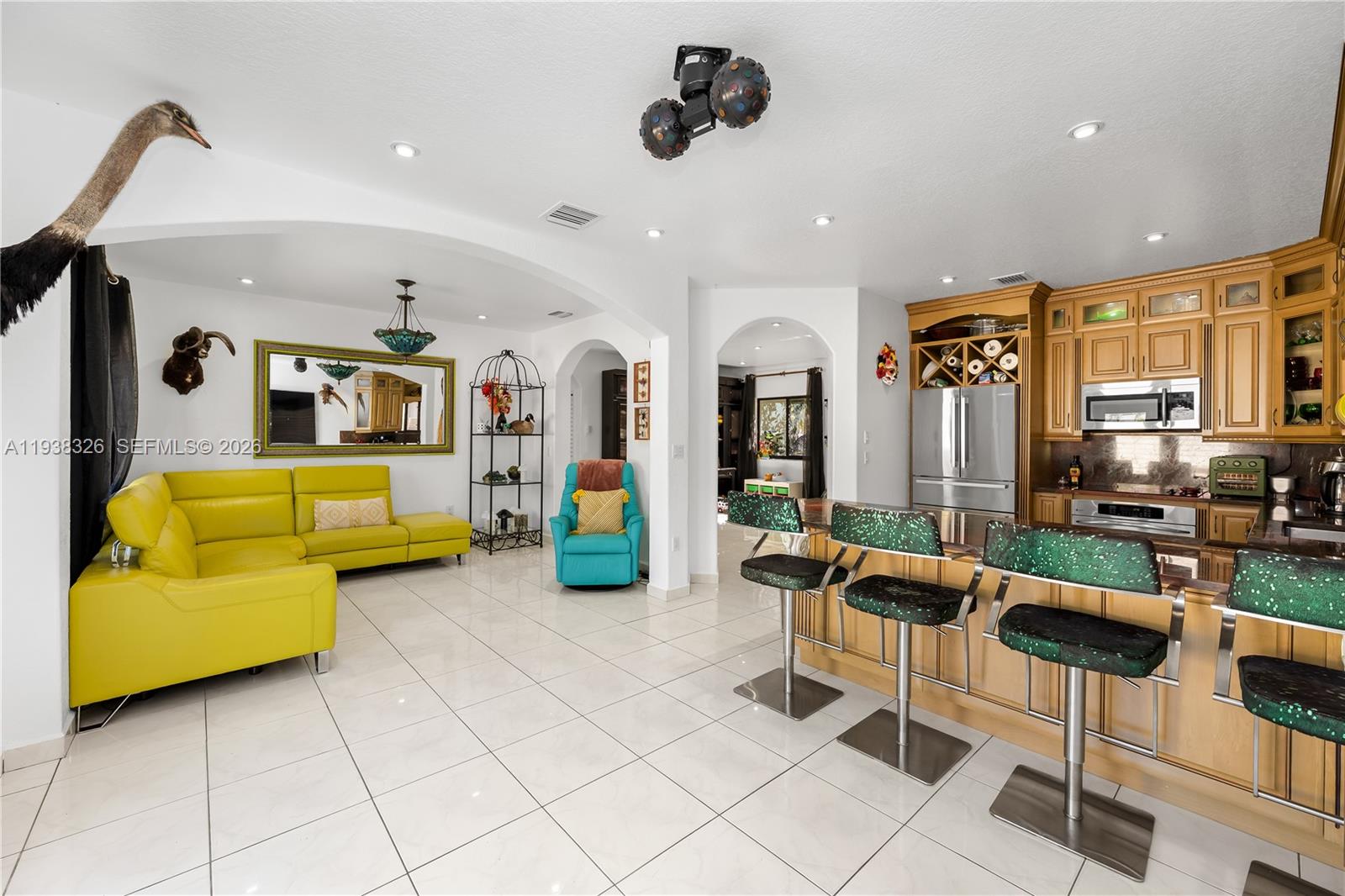 8935 NW 164th St Miami Lakes, FL 33018